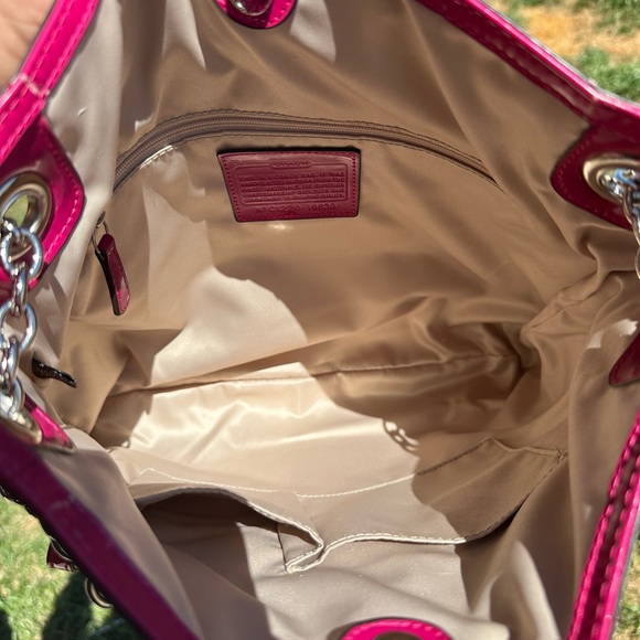 Rare 2005 Coach Poppy Liquid Gloss Quilted Patent Leather Bag -Fuchsia - Vintage - Picture 4 of 11